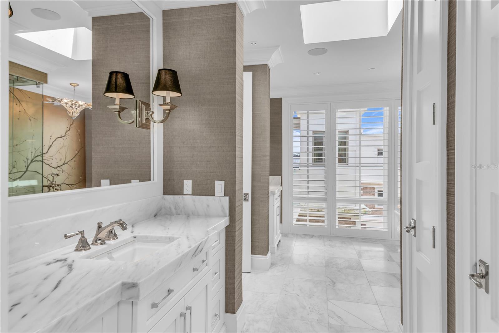 Image 74 of 86 For 637 Park Avenue