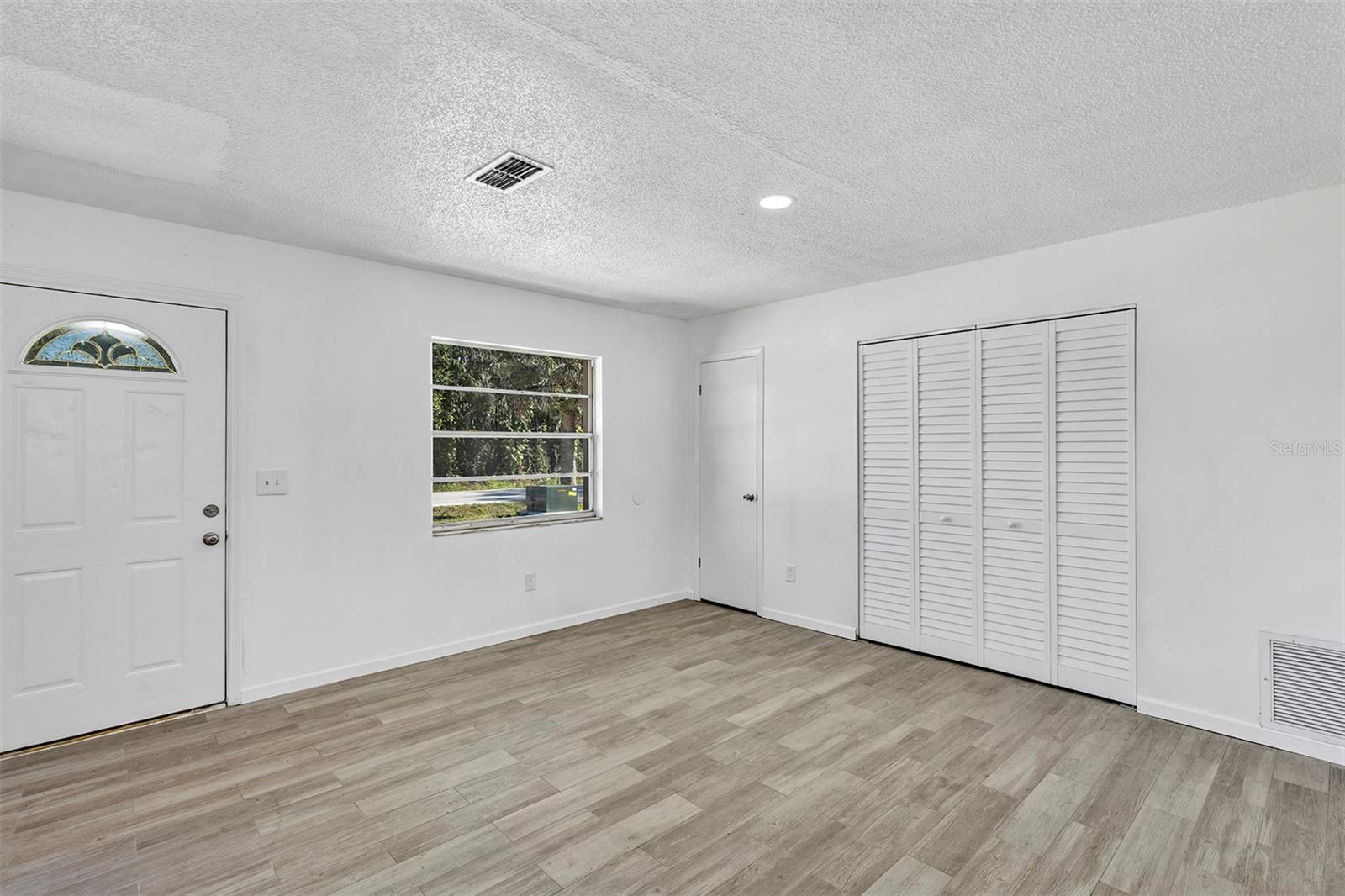 Image 5 of 26 For 2510 India Palm Drive