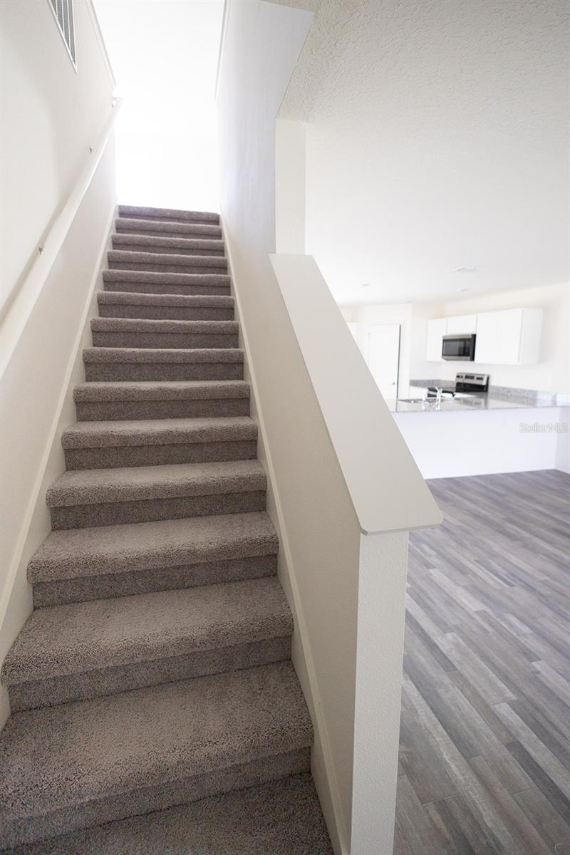 Image 17 of 18 For 737 Hillview Loop