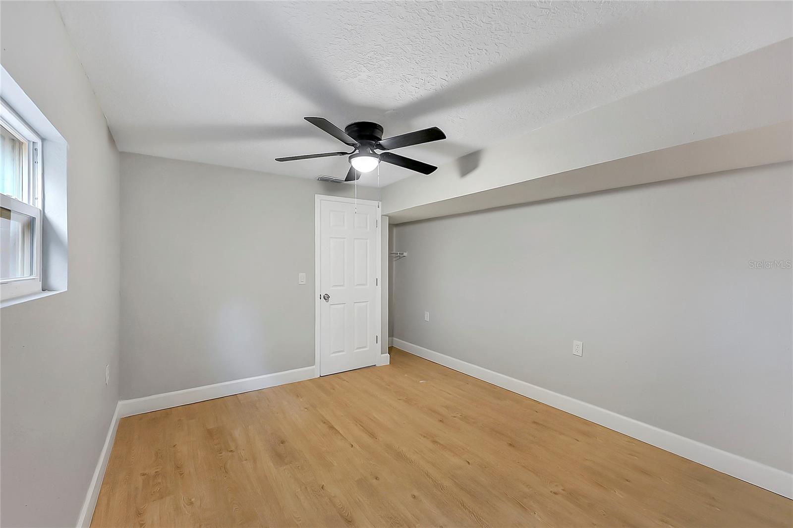 Image 23 of 34 For 5321 9th Place