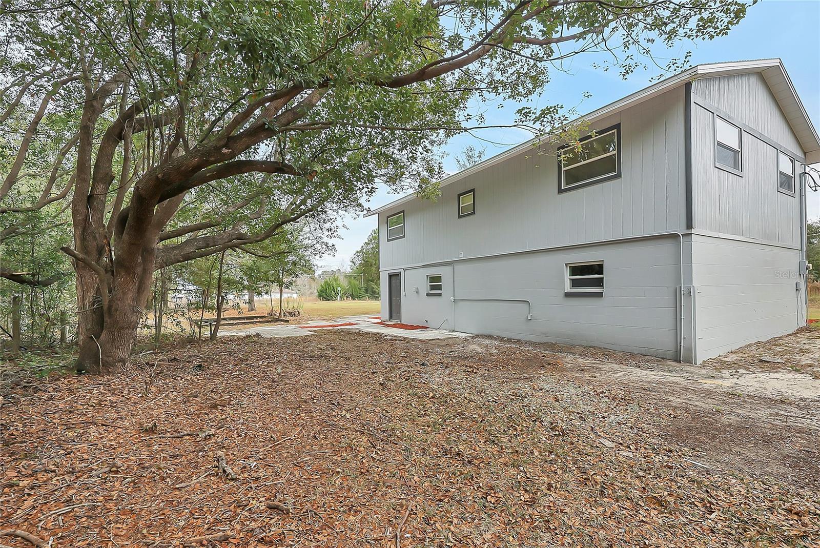 Image 3 of 34 For 5321 9th Place