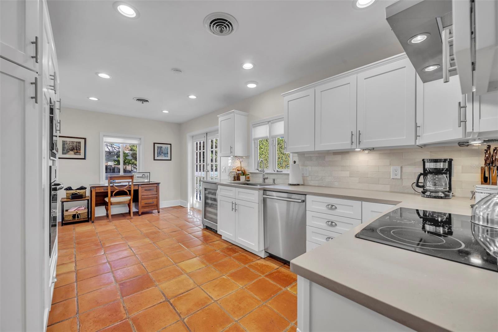 Image 12 of 26 For 636 Dunblane Drive