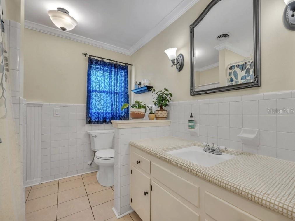 Image 18 of 26 For 636 Dunblane Drive