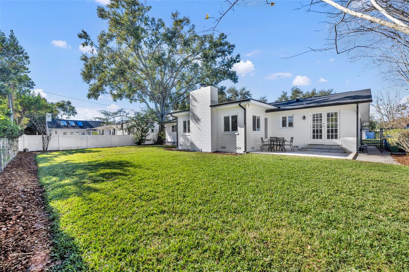 Image 21 of 26 For 636 Dunblane Drive