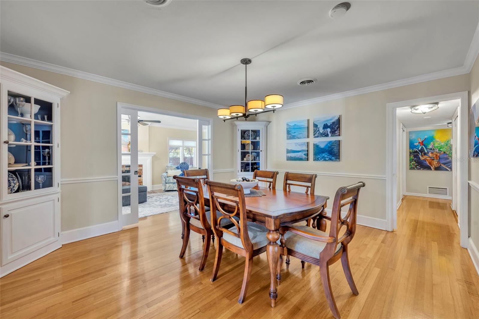 Image 6 of 26 For 636 Dunblane Drive