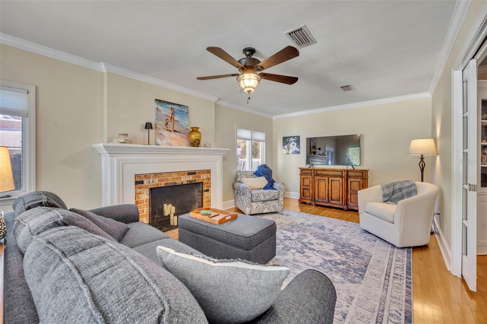 Image 8 of 26 For 636 Dunblane Drive