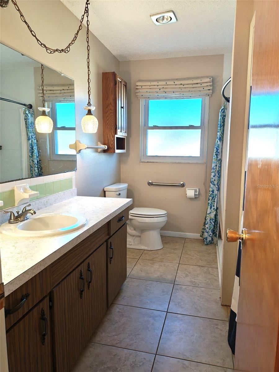 Image 14 of 29 For 31192 Lancewood Drive