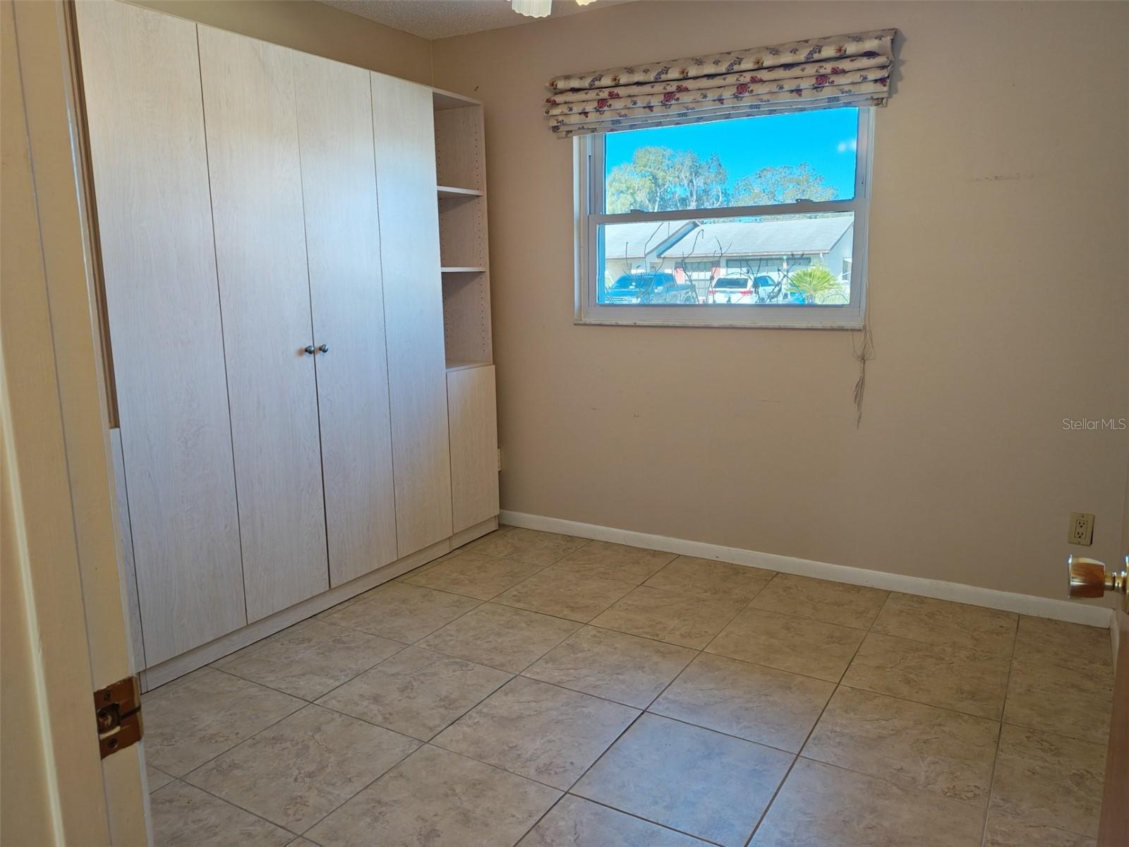 Image 17 of 29 For 31192 Lancewood Drive