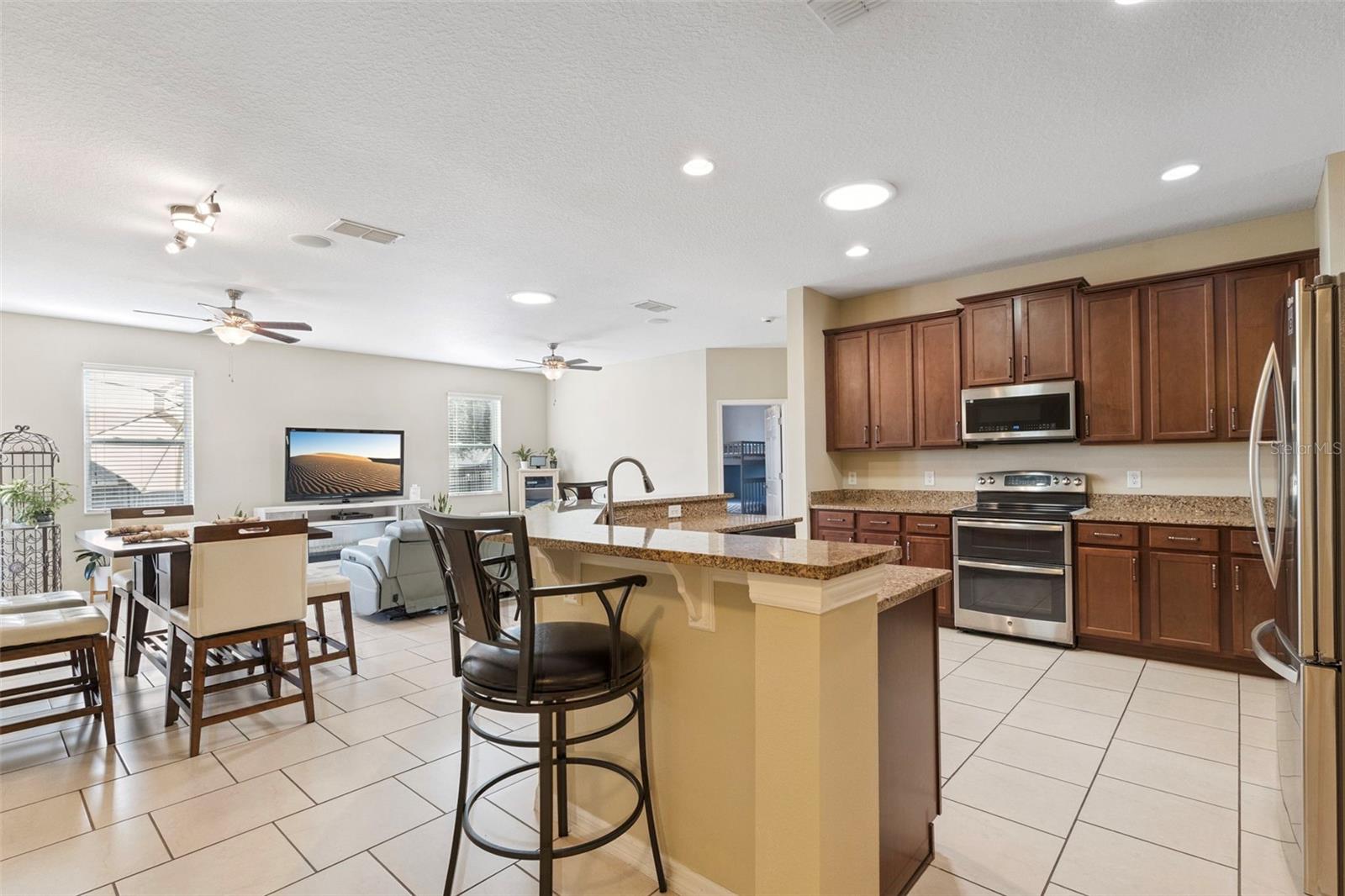 Image 15 of 45 For 11242 Scenic Vista Drive