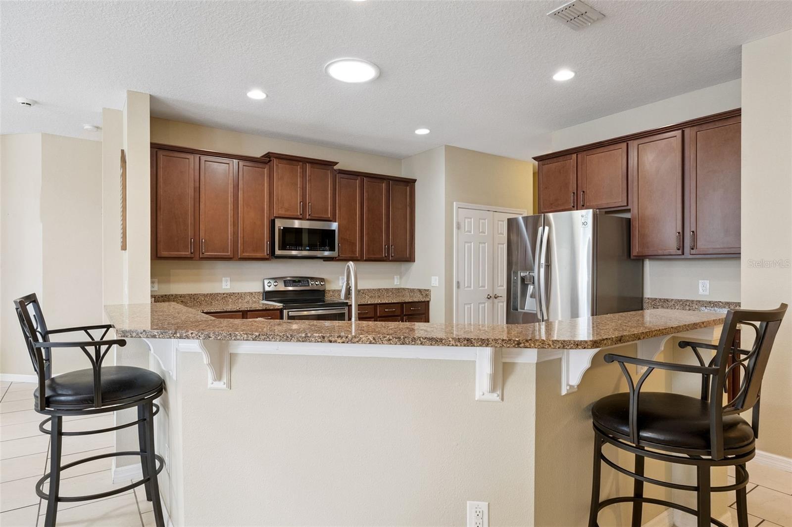 Image 18 of 45 For 11242 Scenic Vista Drive