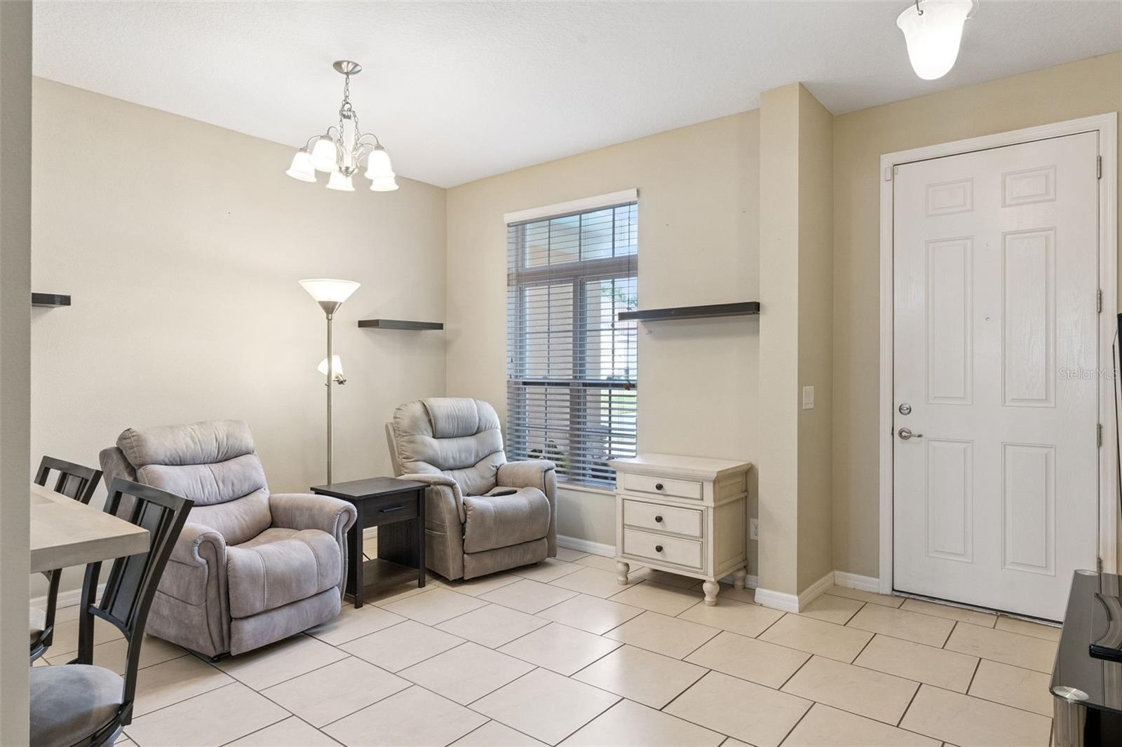 Image 4 of 45 For 11242 Scenic Vista Drive