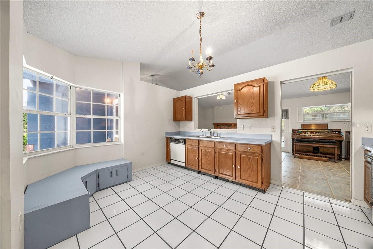 Image 14 of 52 For 1211 Old Us Highway 441