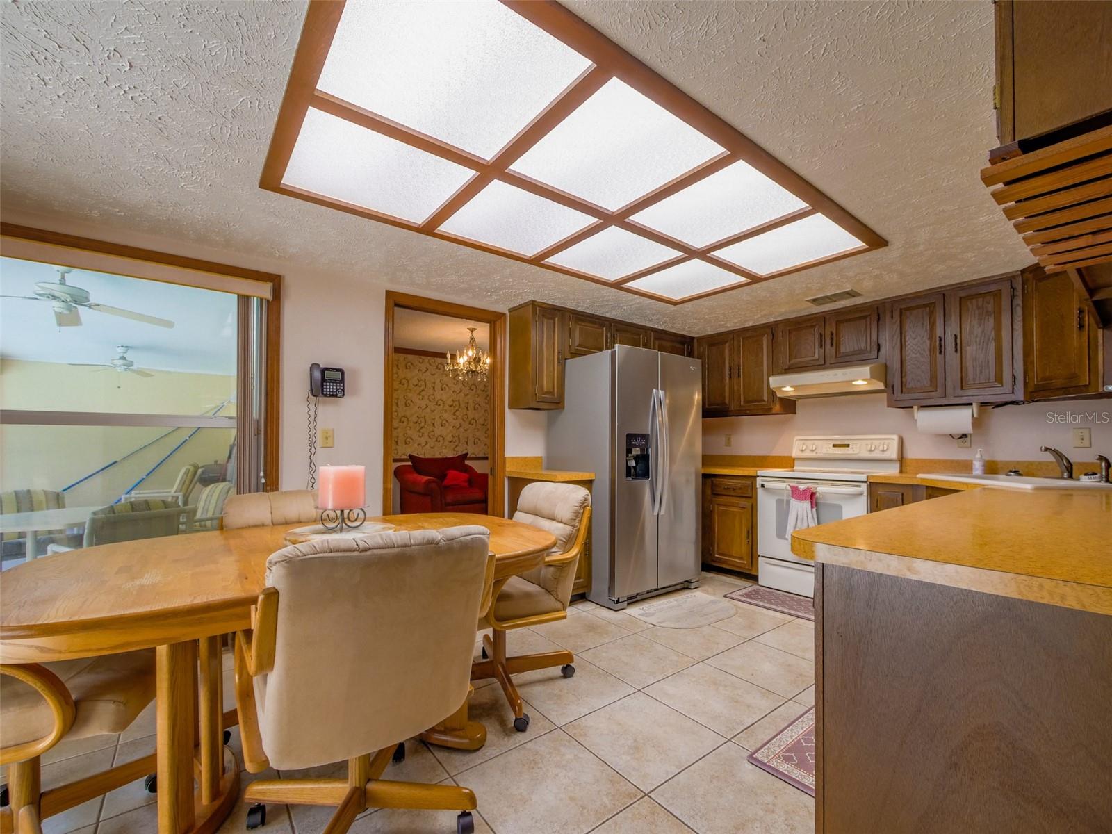 Image 14 of 26 For 226 Graham Road