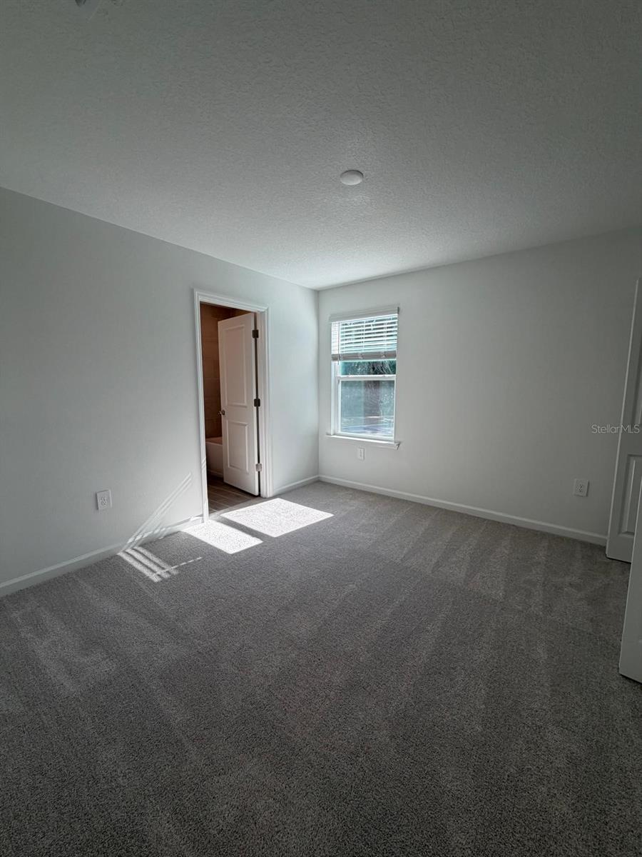 Image 12 of 34 For 3692 37th Court