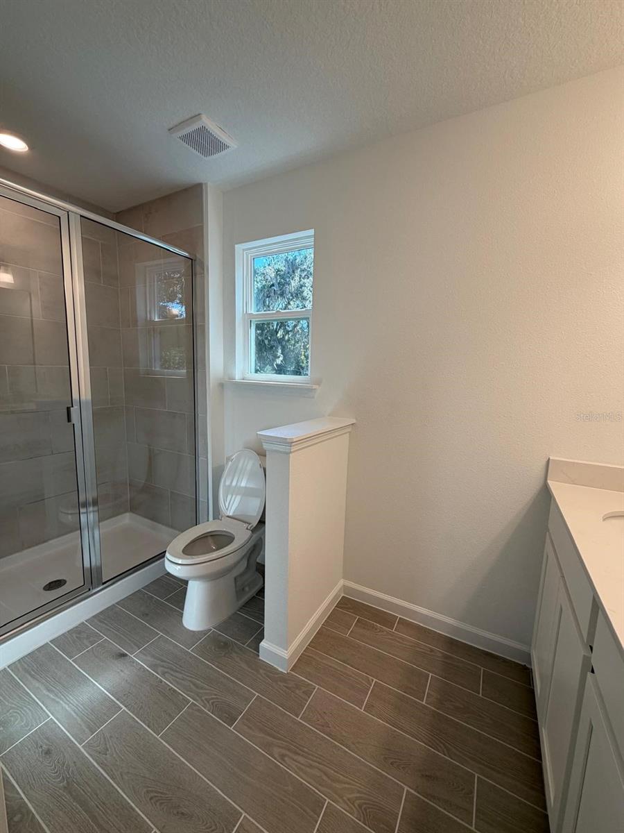 Image 16 of 34 For 3692 37th Court