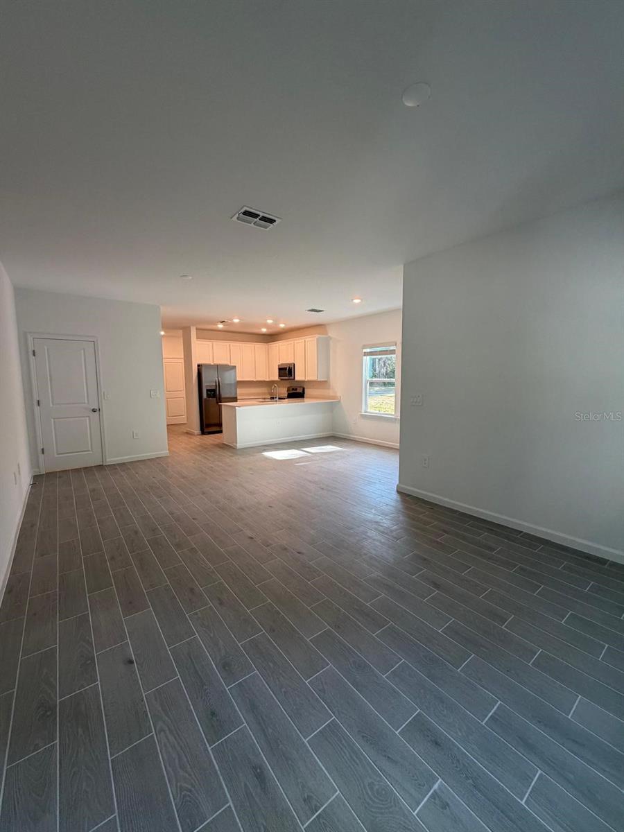 Image 22 of 34 For 3692 37th Court