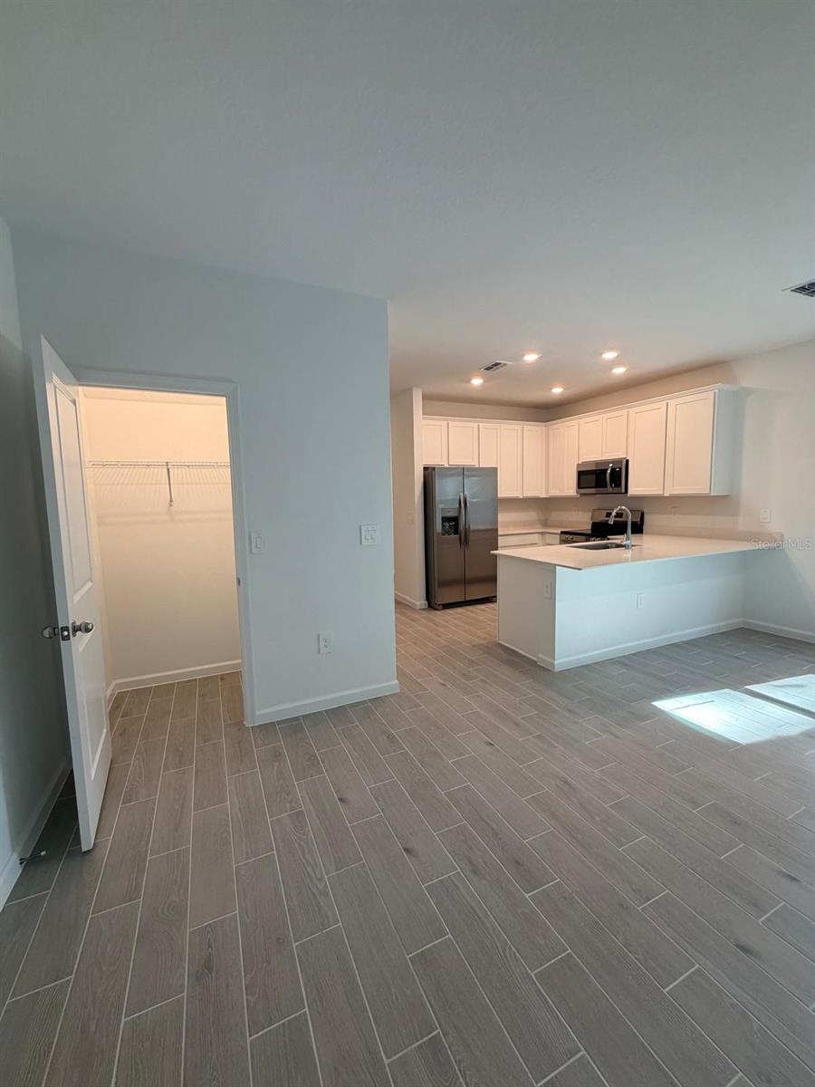 Image 23 of 34 For 3692 37th Court