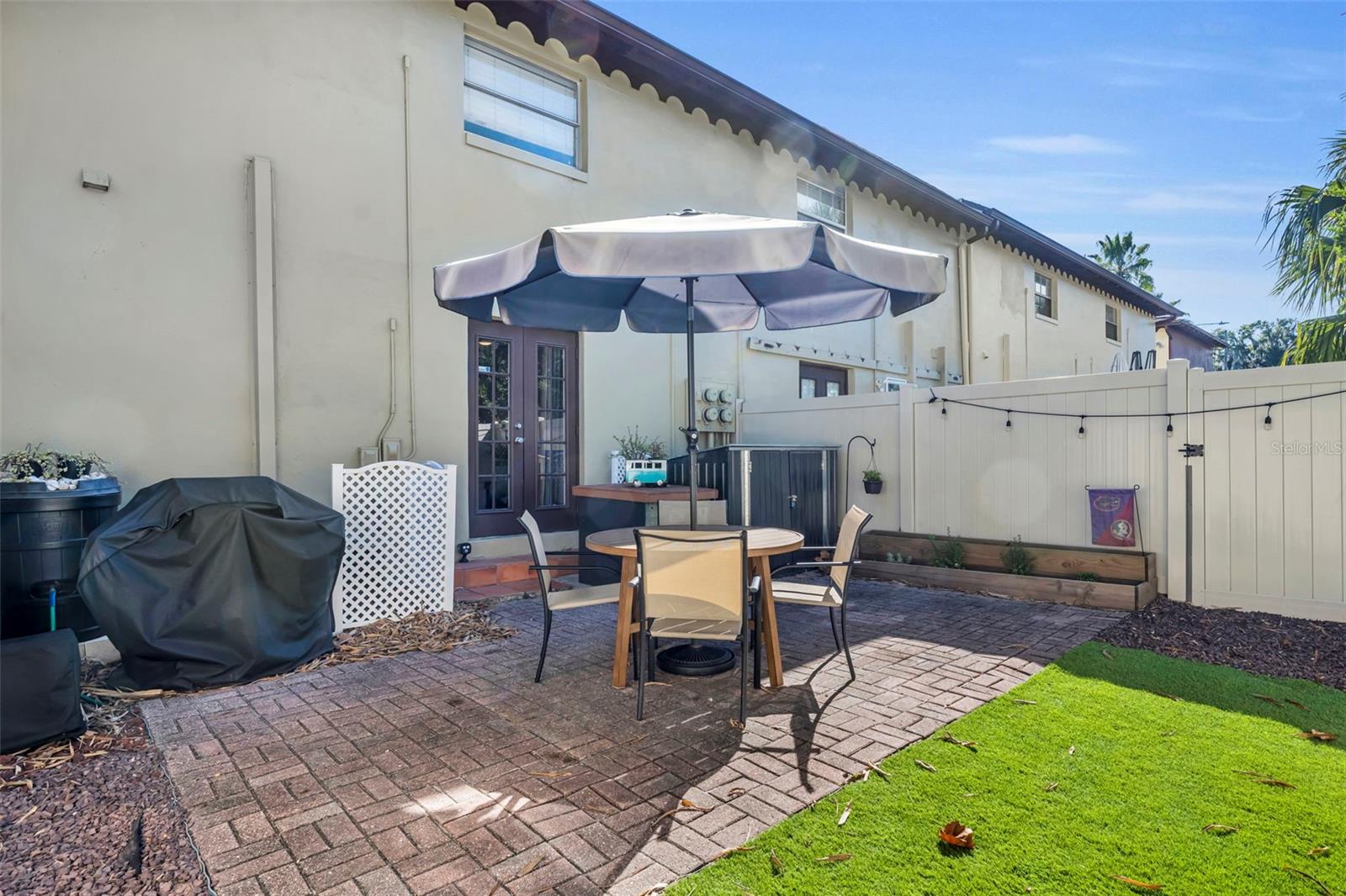 Image 17 of 19 For 1535 Catherine Street 42