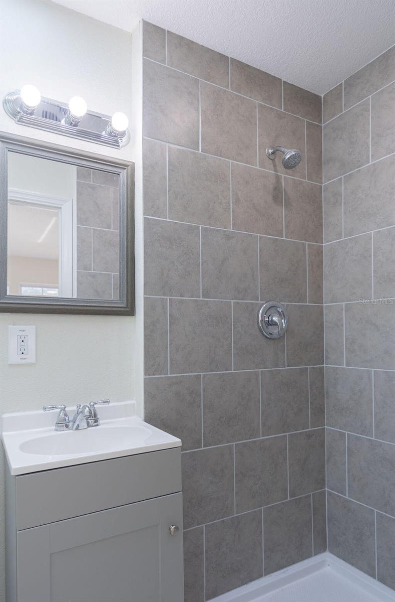 Image 21 of 38 For 70 Winter Park Drive