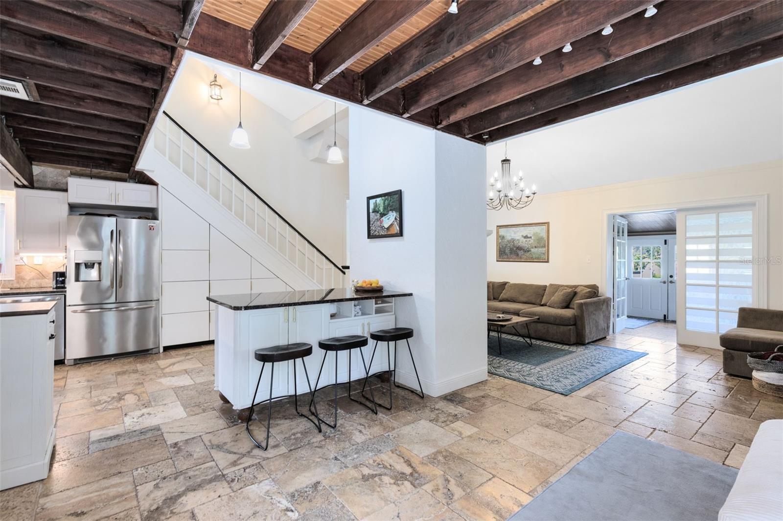 Image 4 of 46 For 2330 Narcissus Avenue