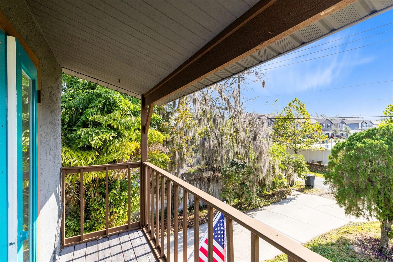 Image 42 of 46 For 2330 Narcissus Avenue