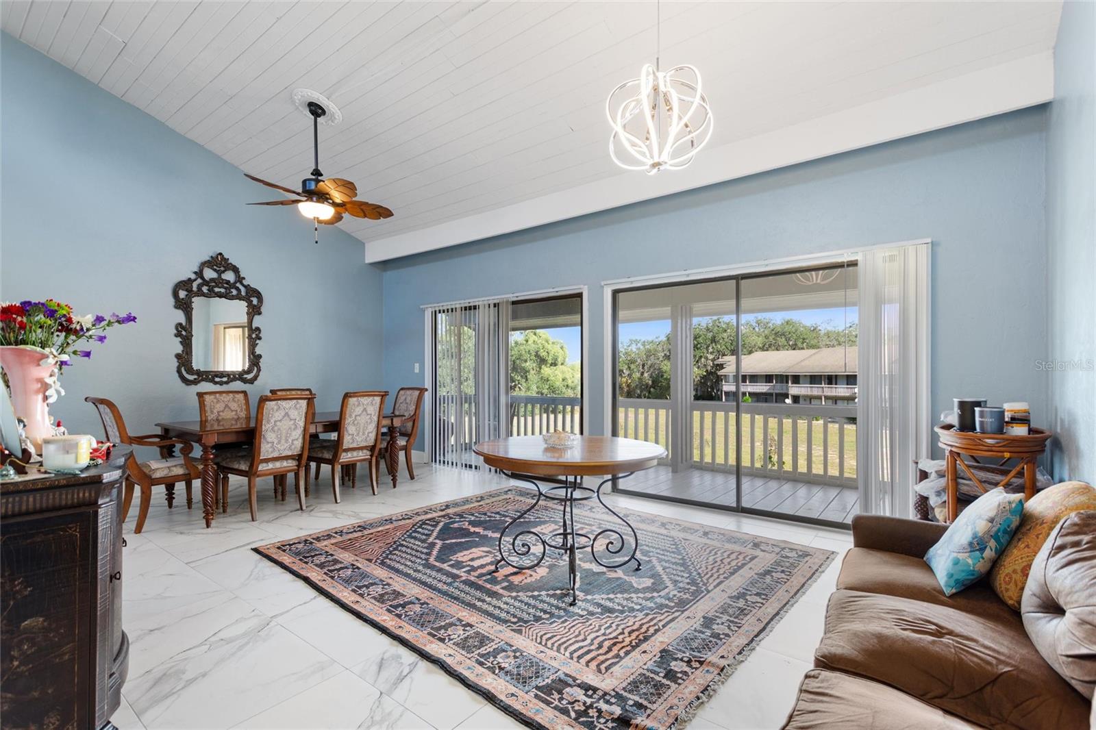 Image 15 of 20 For 907 Tennis Way 3147-8