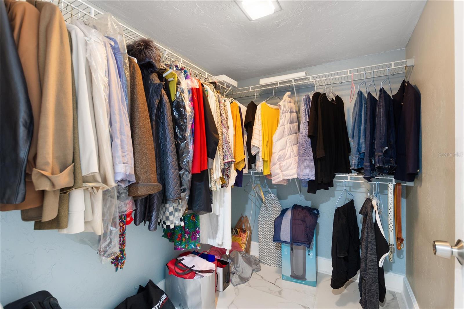 Image 7 of 20 For 907 Tennis Way 3147-8