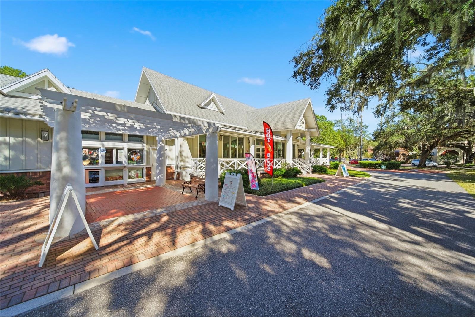 Image 11 of 20 For 321 Gulley Avenue