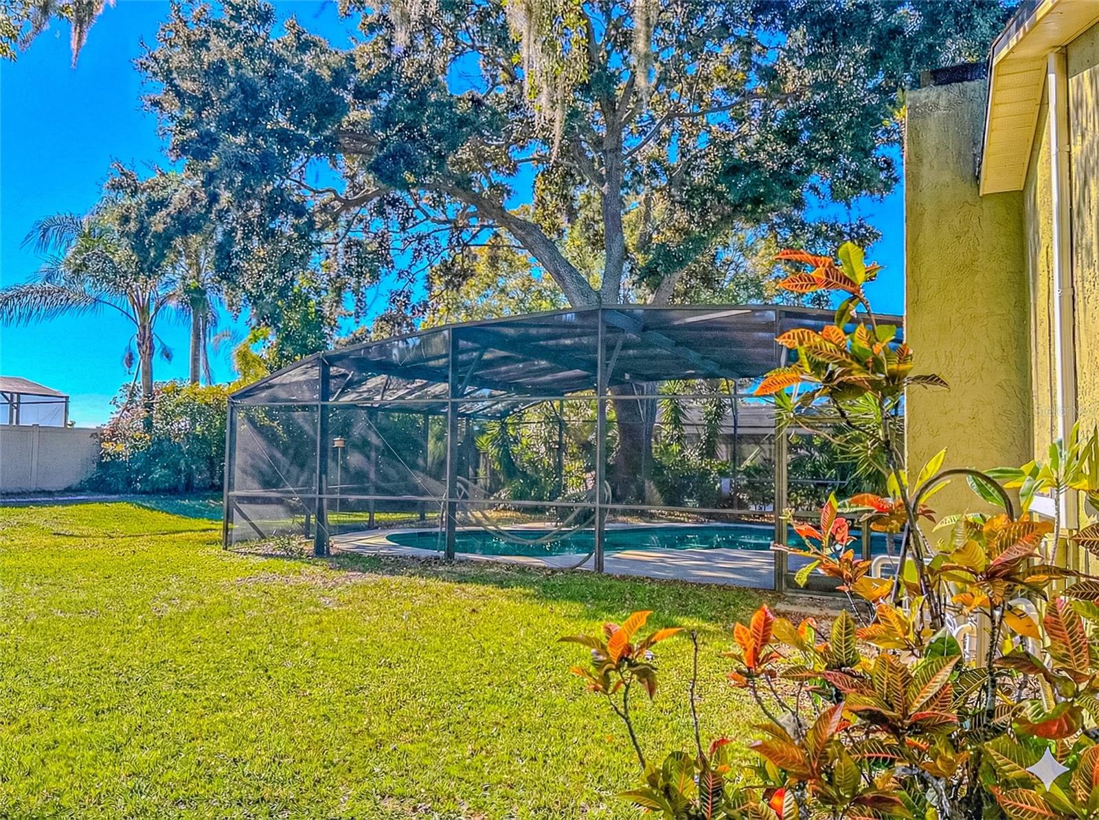 Image 4 of 4 For 1280 Gladiolas Dr