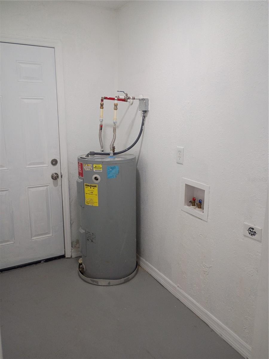 Image 14 of 17 For 3434 Avenue T Nw