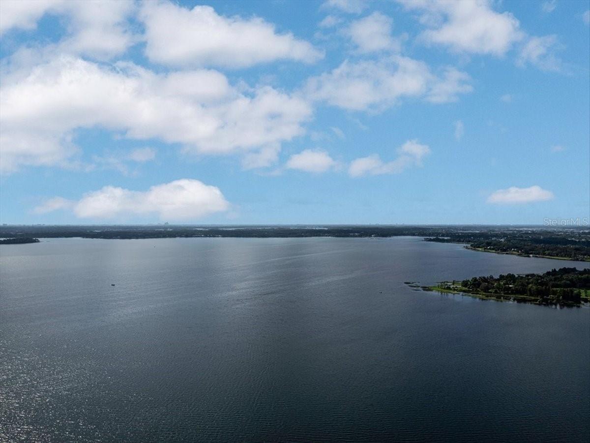 Image 15 of 26 For 12418 Park Avenue