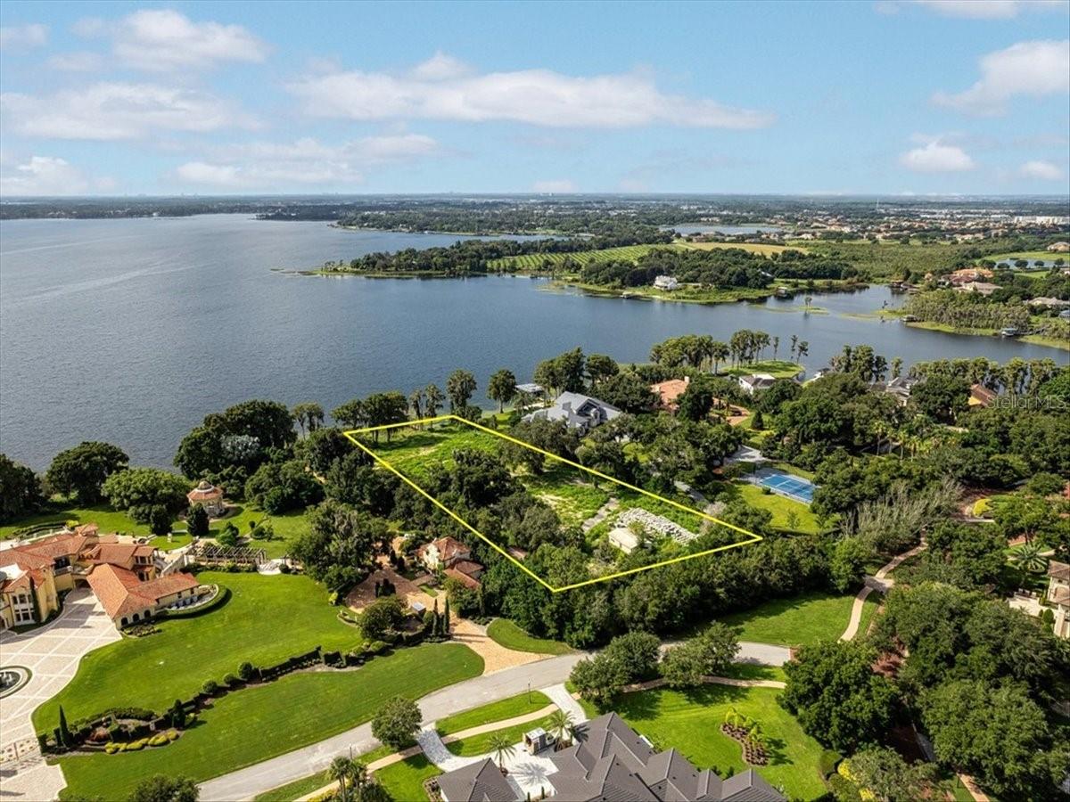 Image 4 of 26 For 12418 Park Avenue