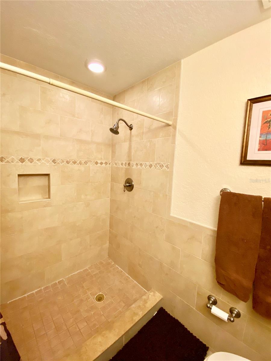 Image 11 of 26 For 9060 Blind Pass Road 25