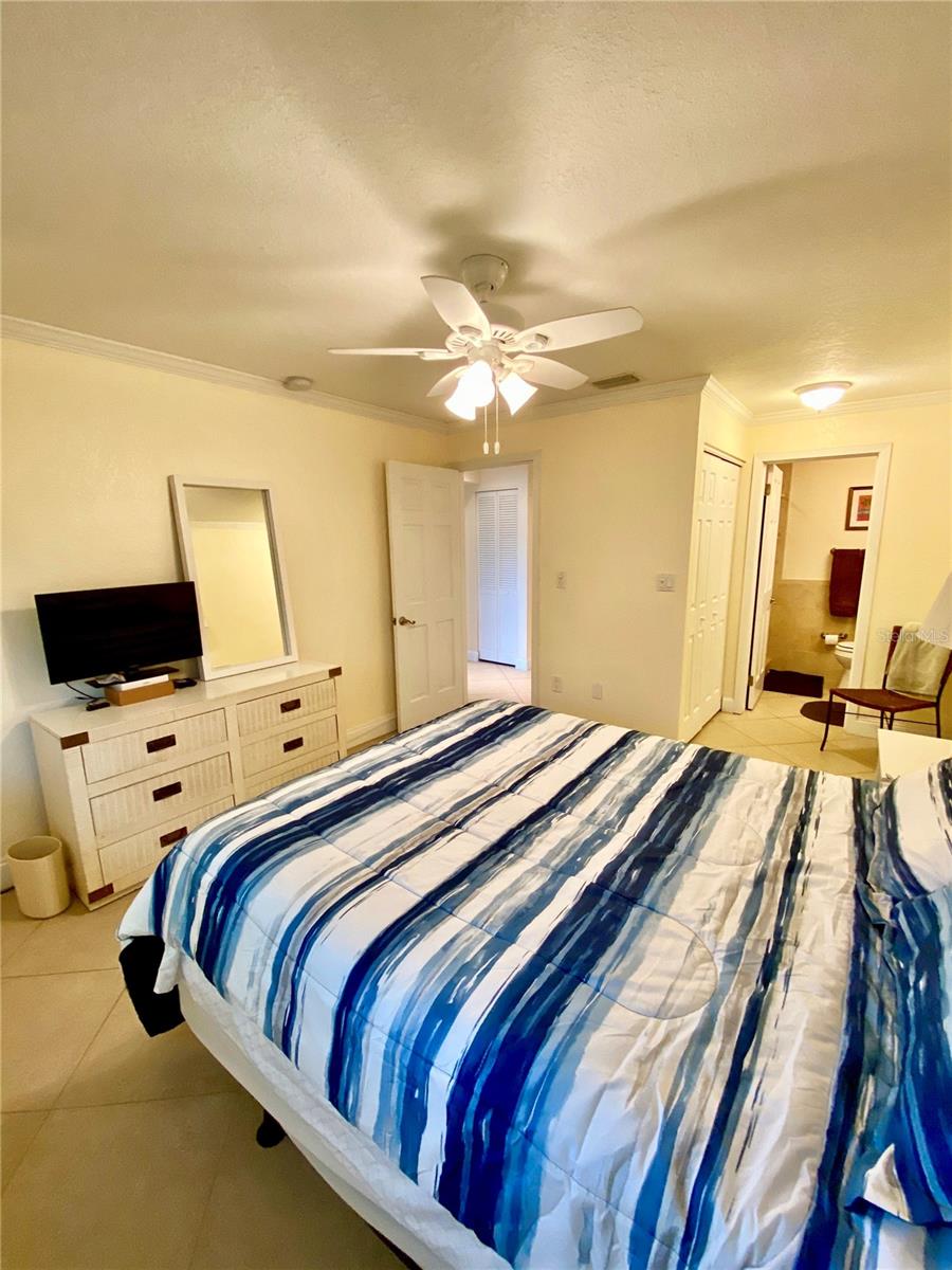 Image 17 of 26 For 9060 Blind Pass Road 25