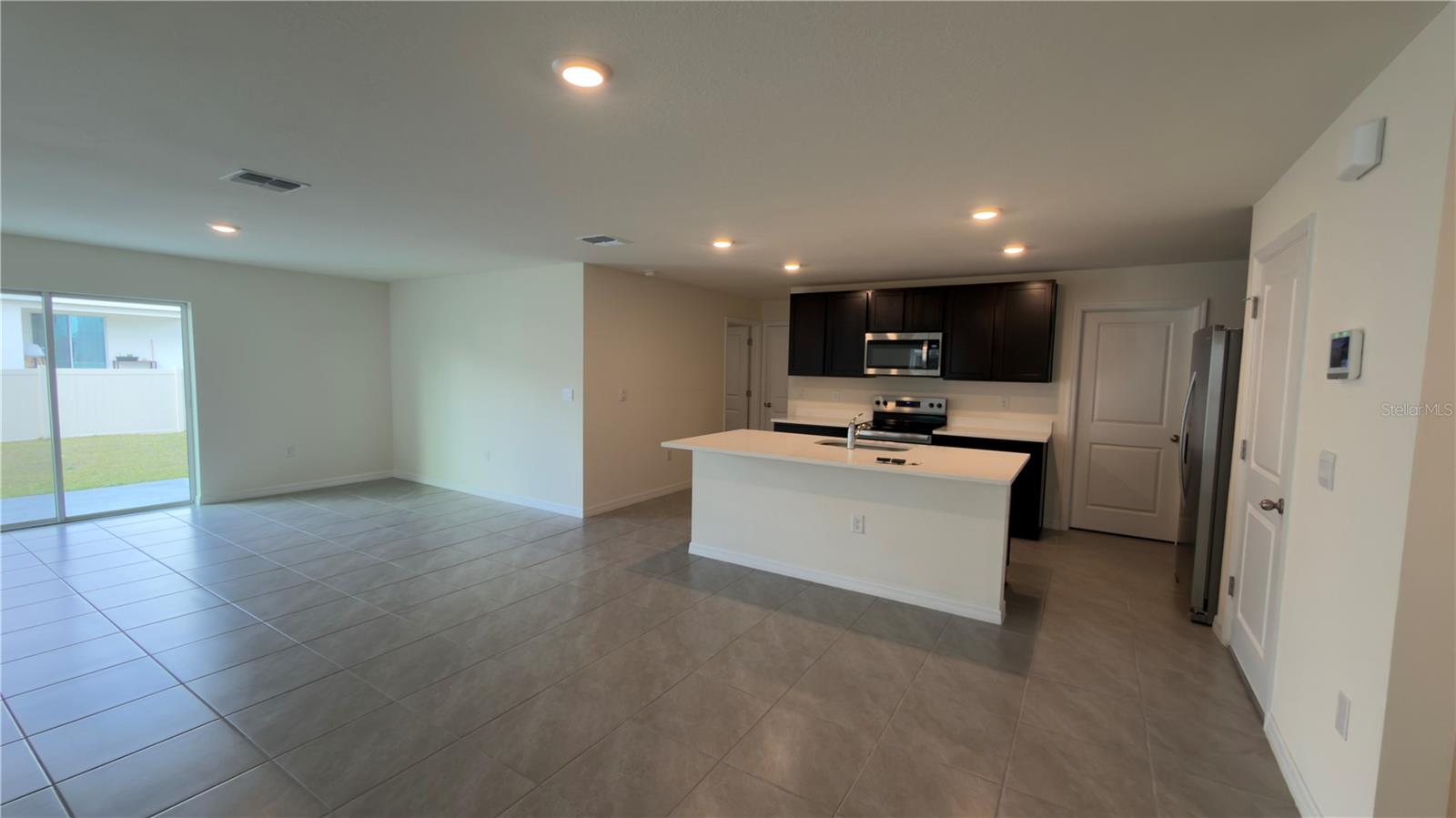 Image 13 of 41 For 8632 45th Court