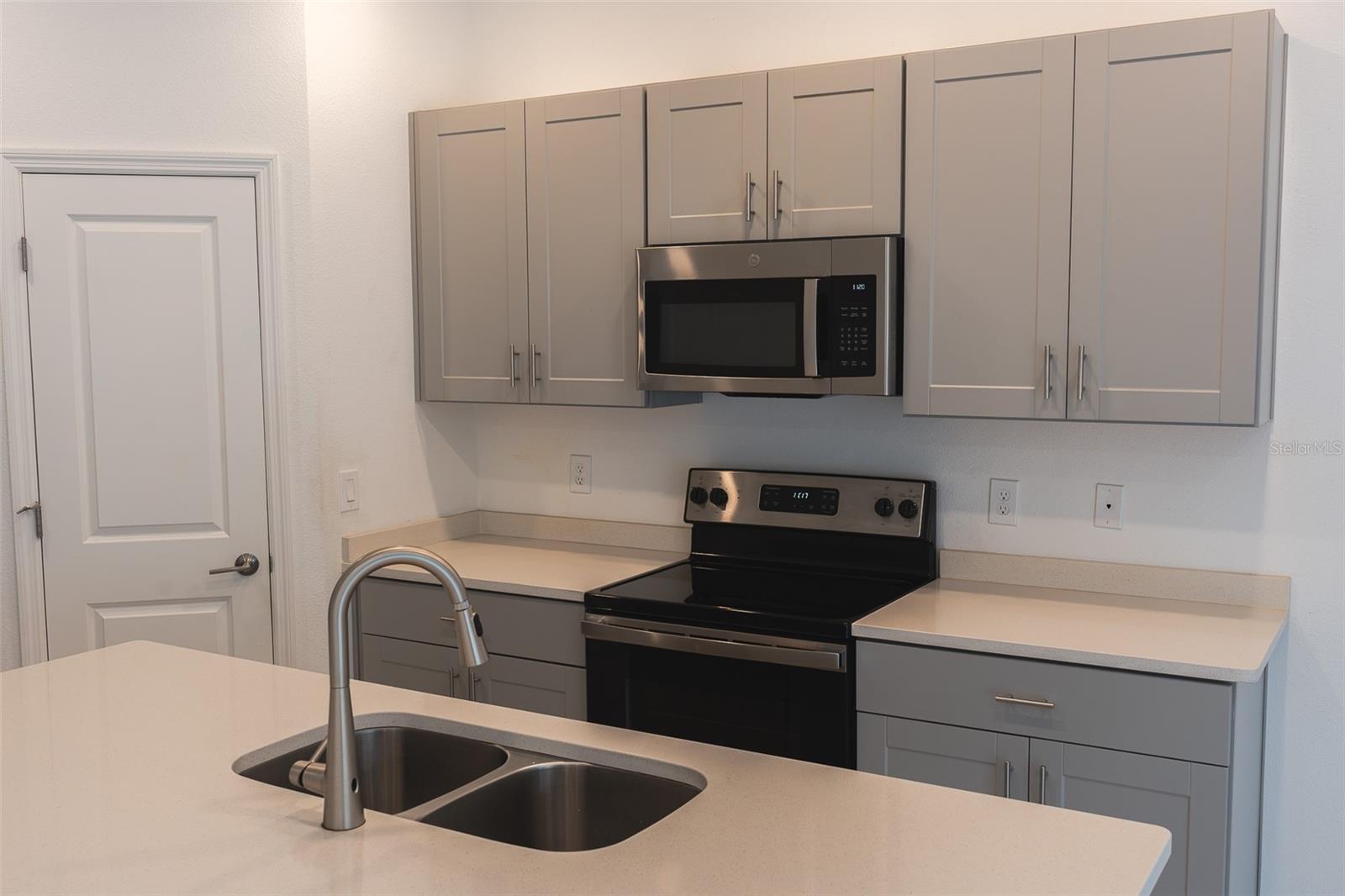 Image 29 of 71 For 3680 Circle Hook Street