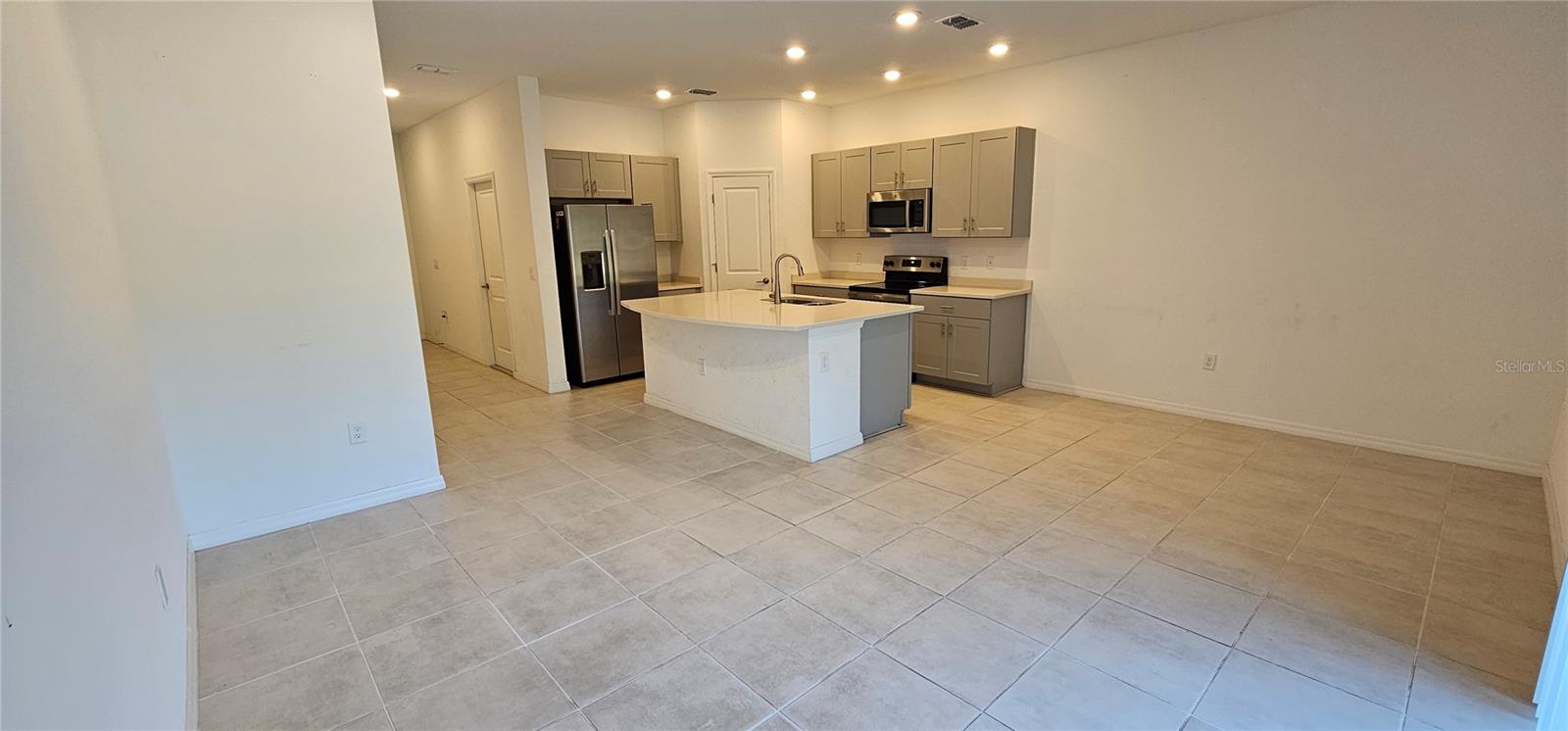 Image 31 of 71 For 3680 Circle Hook Street