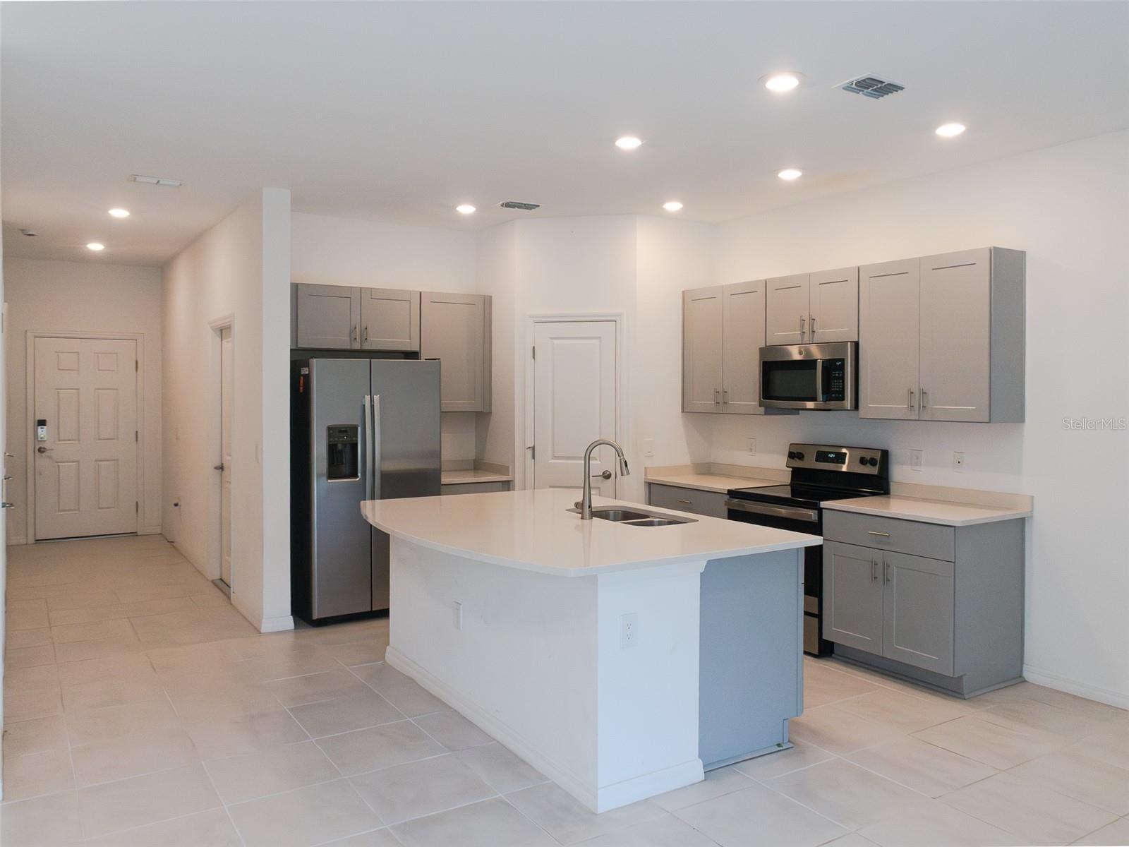 Image 34 of 71 For 3680 Circle Hook Street