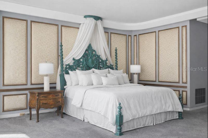 Image 28 of 100 For 812 Sweetwater Club Boulevard