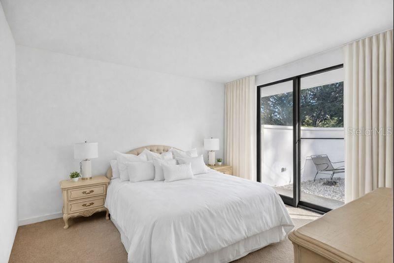 Image 44 of 100 For 812 Sweetwater Club Boulevard