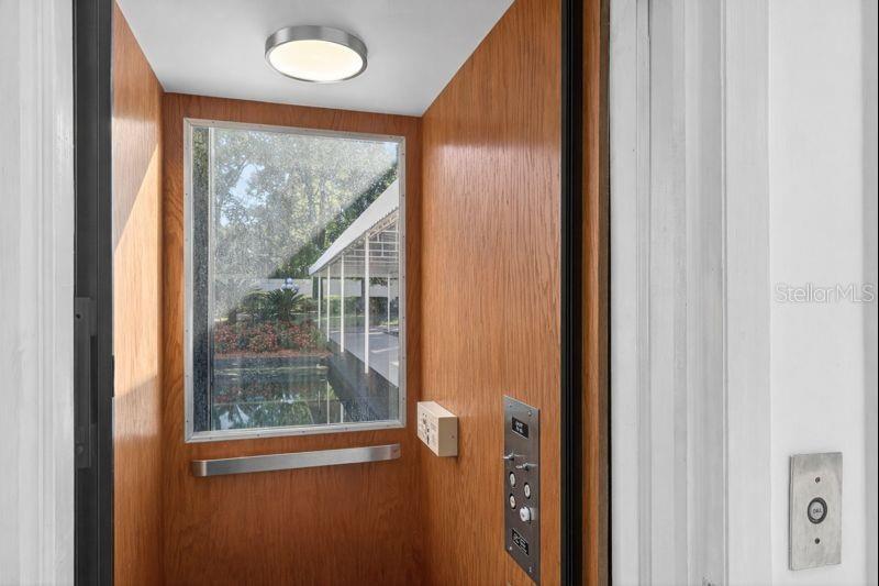 Image 49 of 100 For 812 Sweetwater Club Boulevard