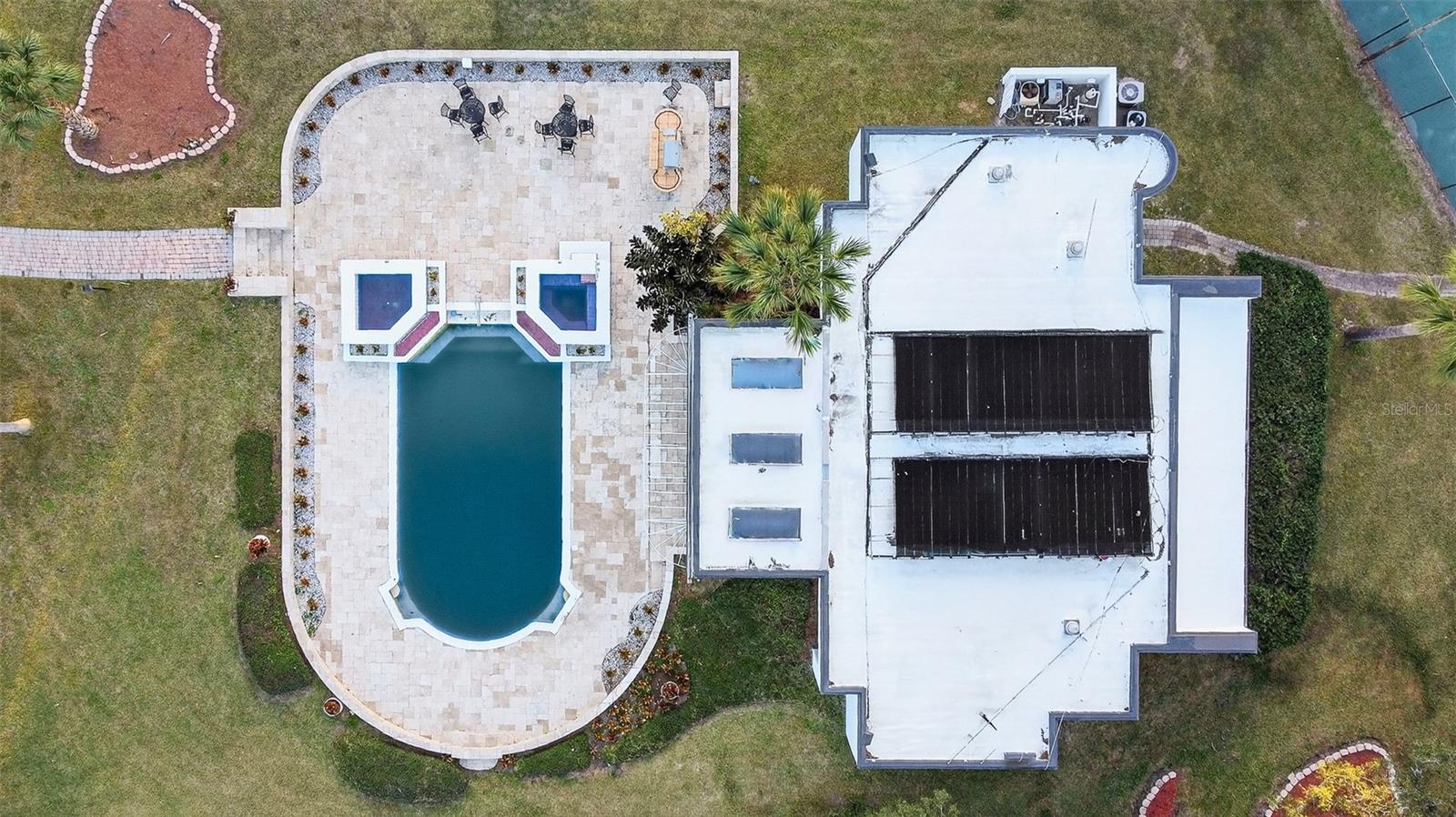 Image 62 of 100 For 812 Sweetwater Club Boulevard