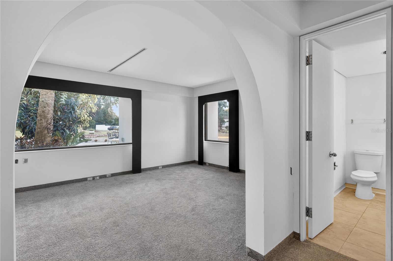 Image 66 of 100 For 812 Sweetwater Club Boulevard