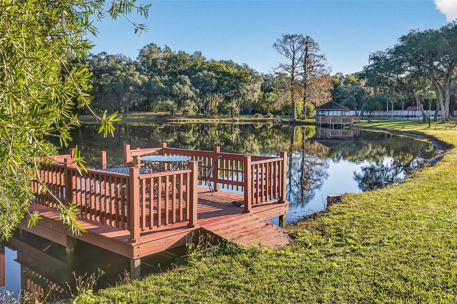 Image 70 of 100 For 812 Sweetwater Club Boulevard