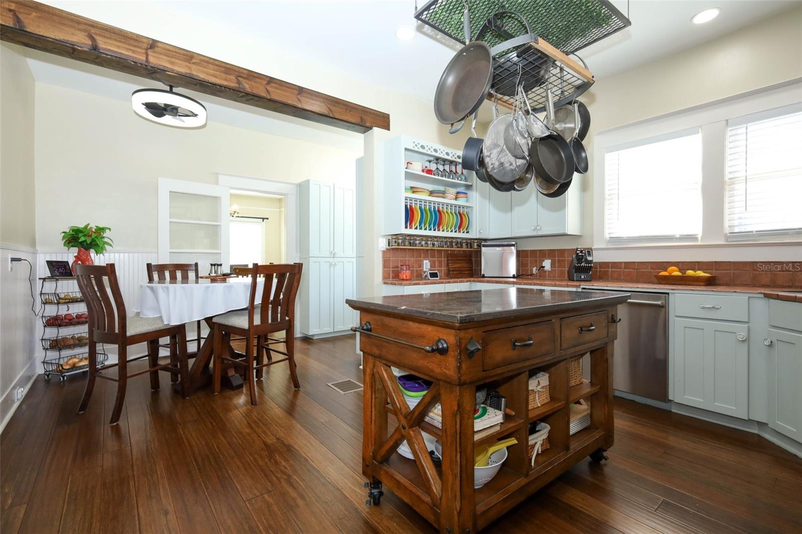 Image 10 of 30 For 2800 Celery Avenue