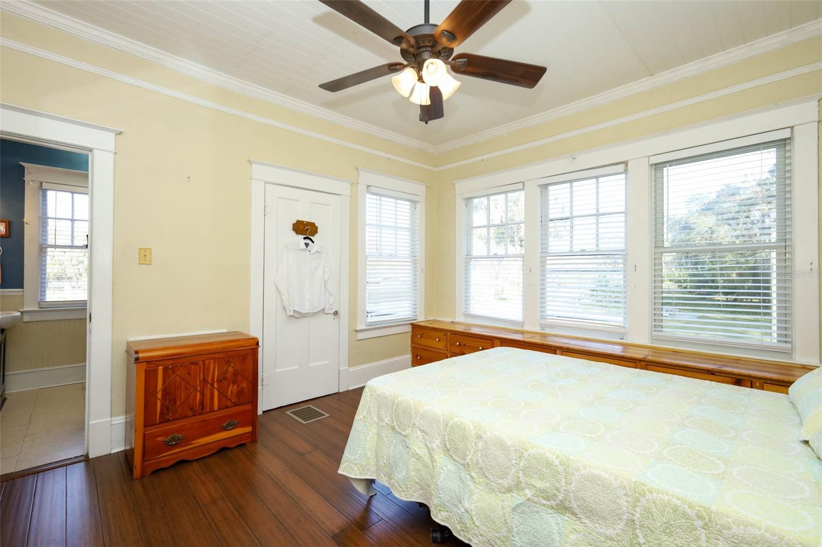 Image 11 of 30 For 2800 Celery Avenue