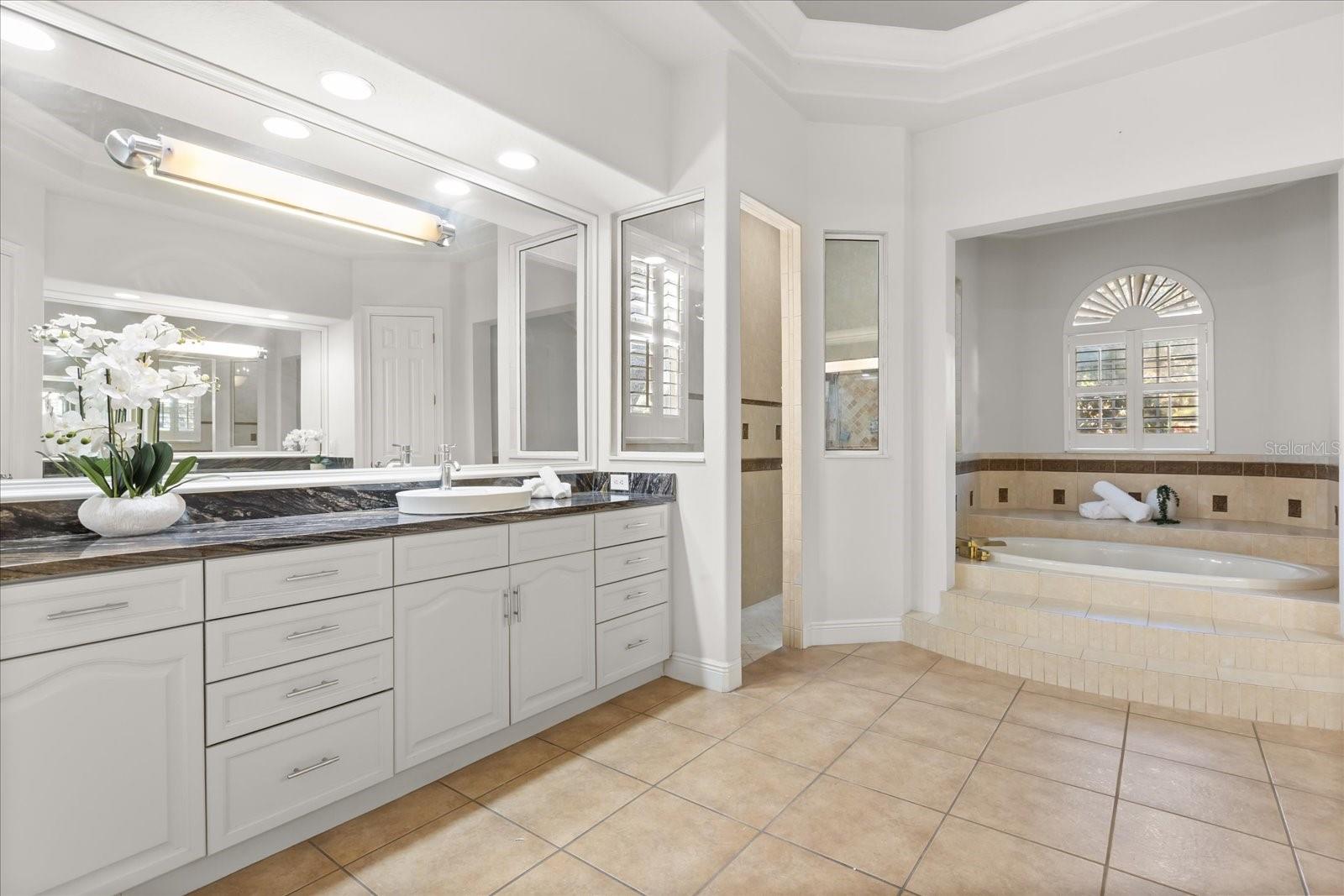 Image 33 of 67 For 3311 Horseshoe Bend Court