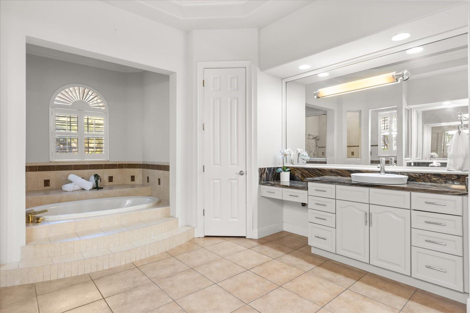 Image 34 of 67 For 3311 Horseshoe Bend Court