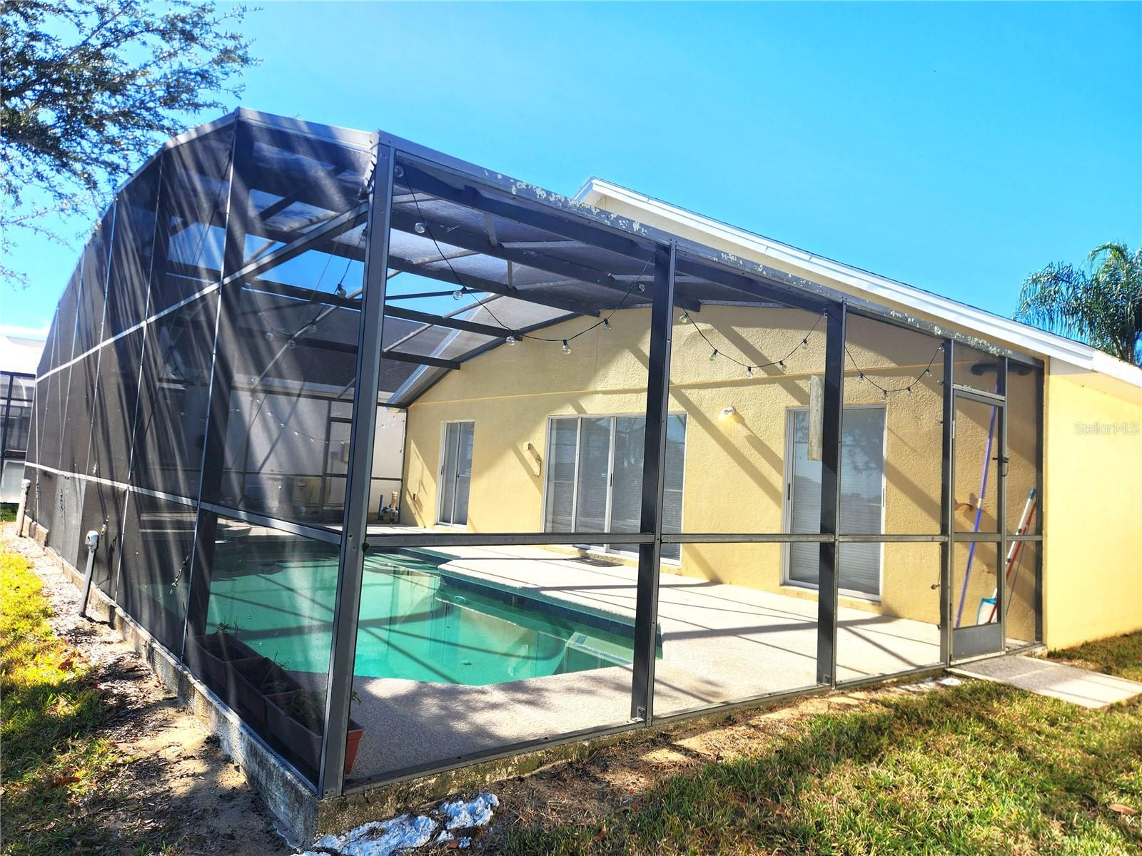 Image 2 of 17 For 238 Vizcay Way