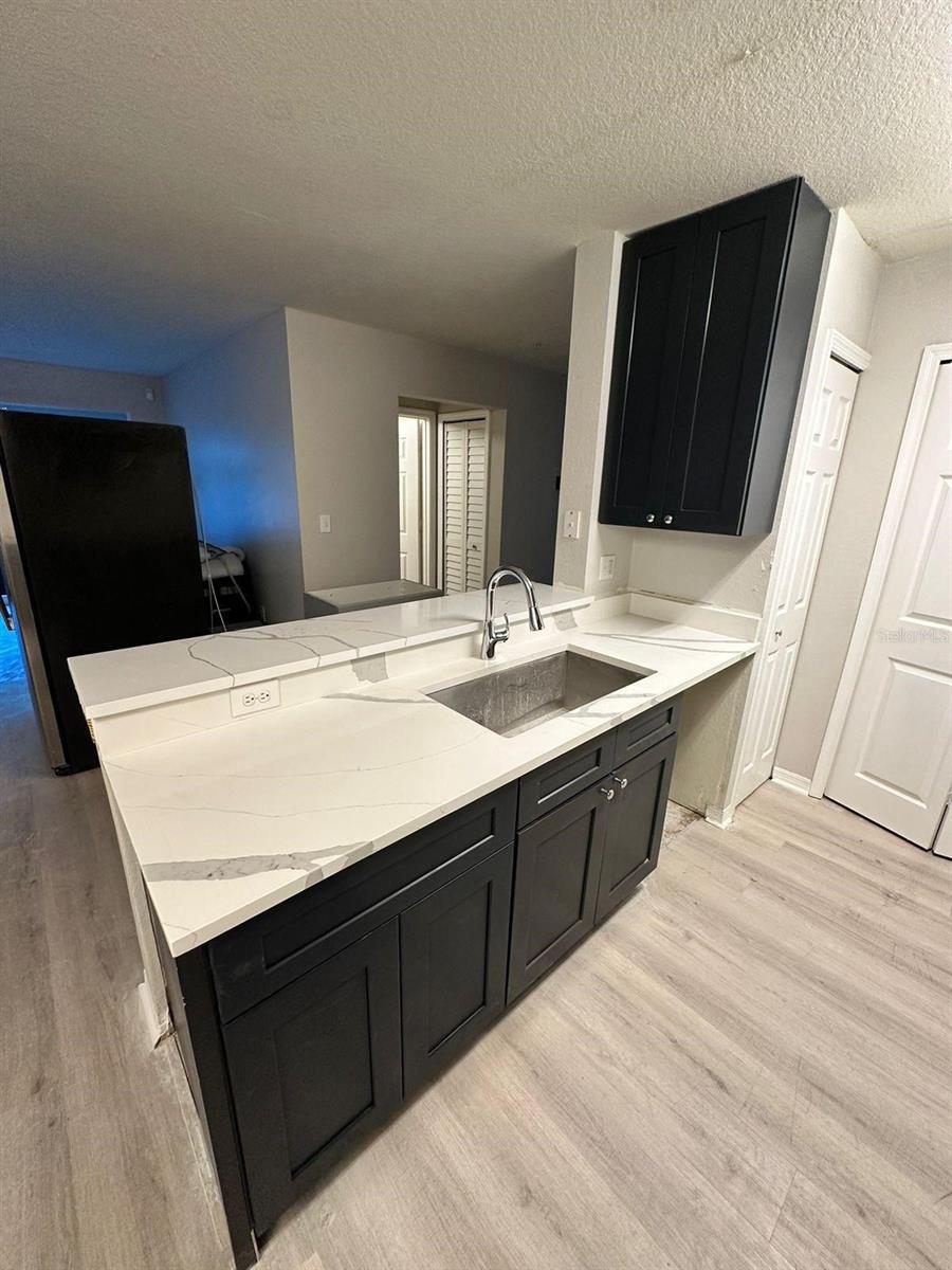 Image 5 of 17 For 5455 Vineland Road 3108